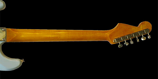 Chitarra artigianale Strat Rococo